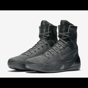 Kobe 9 “Fade to Black” edition